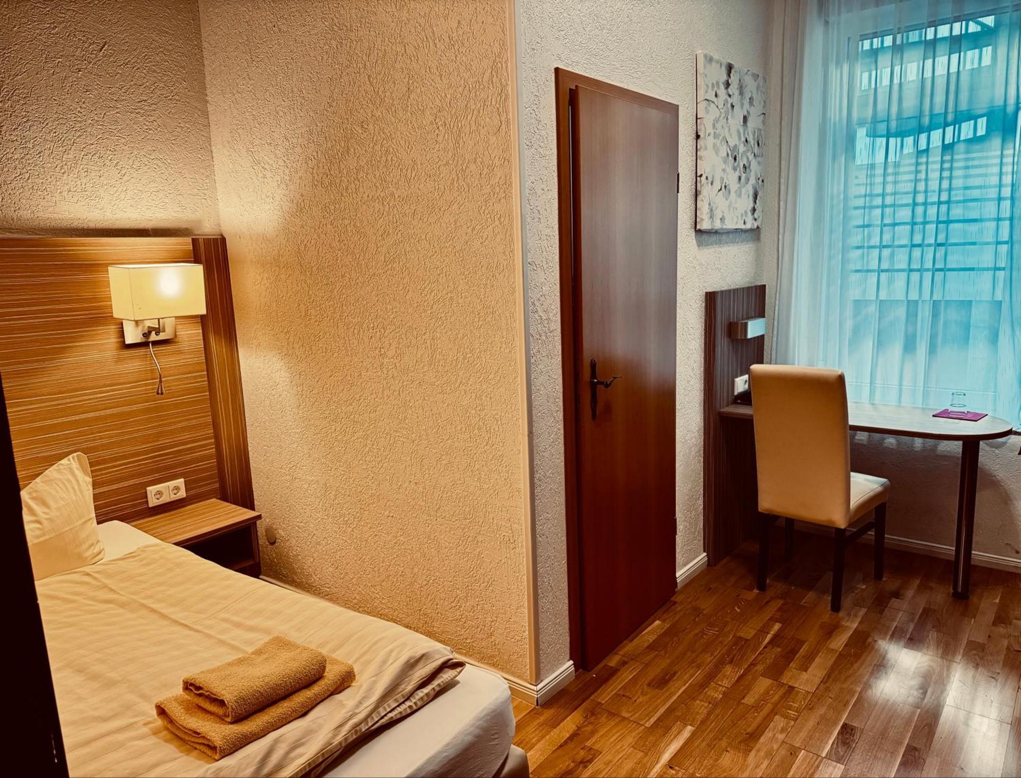 Hotel Goldener Anker 톨거우 외부 사진