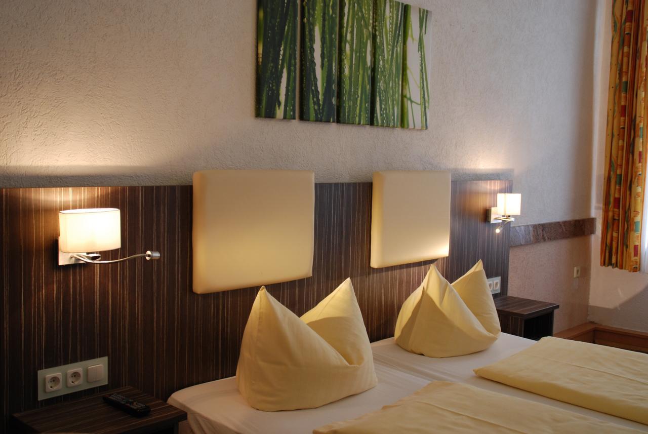 Hotel Goldener Anker 톨거우 외부 사진
